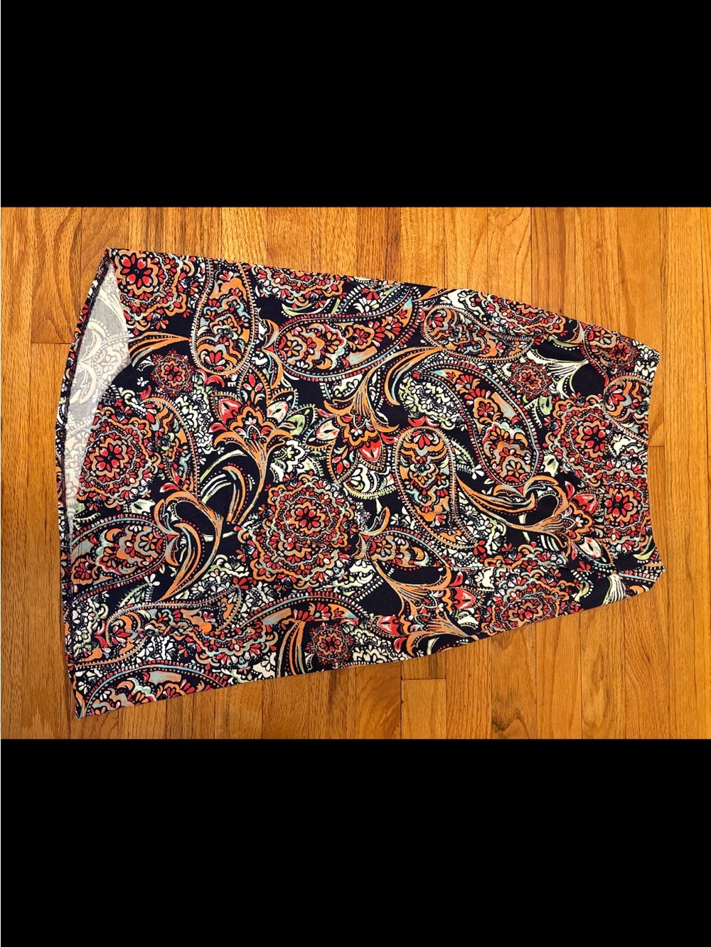 Willi Smith Paisley Skirt in Navy, Coral & Cream